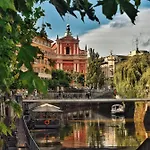 Aneri Apartman *